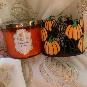 Bath and Body pumpkin candle holder with Golden Amber & Oaks candle. set